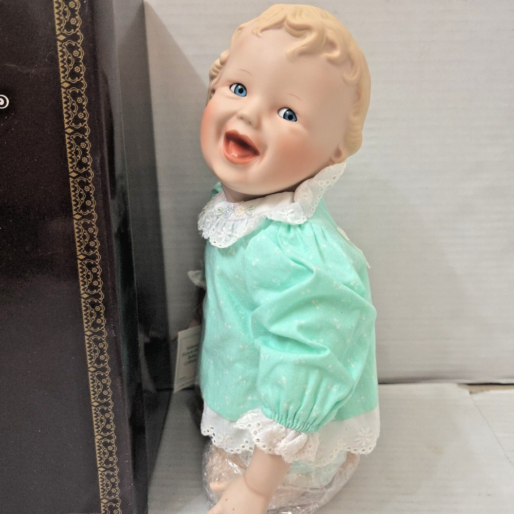 Yolanda's Picture Perfect Babies Porcelain Doll JESSICA Ashton Drake W COA Mint - Picture 4 of 6